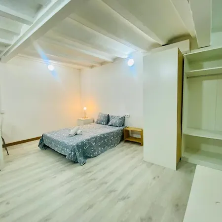 11 Basic Barca Principal 11 Apartment *