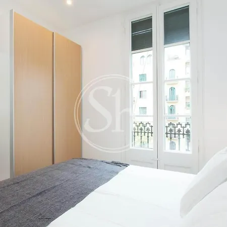 Moderno Y Bonito Apartamento En Urgell Barcelona