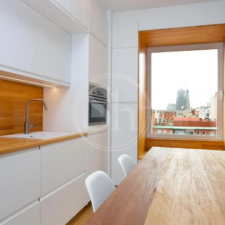 Apartamento Bonito Con Vistas A La Sagrada Familia *