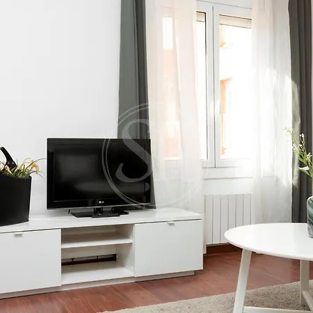 Apartment Wonderful Near Sagrada Familia Barcelona