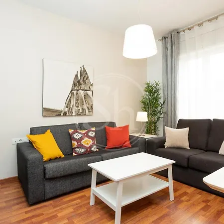 Cosy Nearly Sagrada Familia Vi Apartment Barcelona