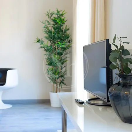 Apartment Lovely Near Sagrada Familia *