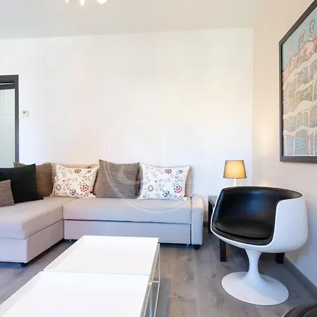 Lovely Near Sagrada Familia Apartment Barcelona