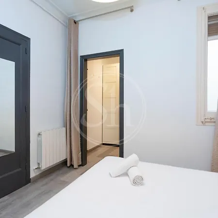 Lovely Near Sagrada Familia Apartment