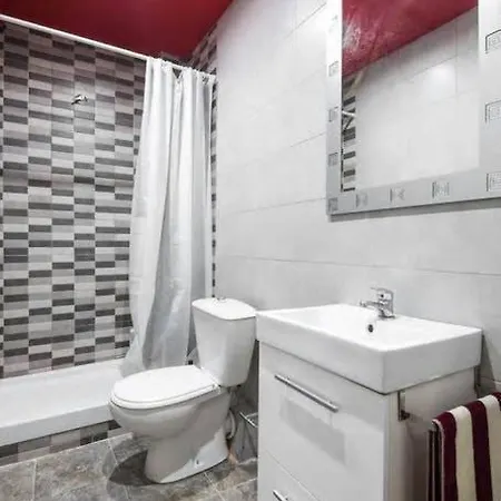 City Center Double Sunny Room Fgc Guest house
