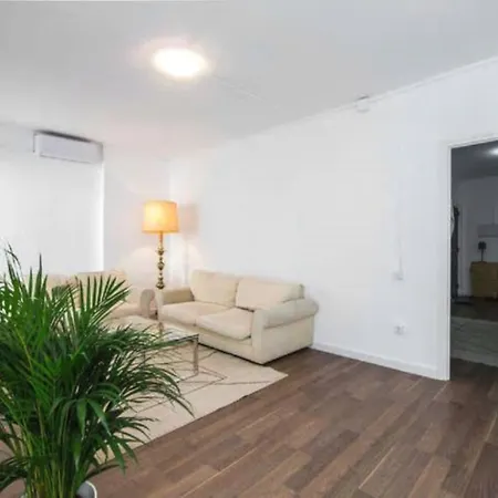 City Center Double Sunny Room Fgc Guest house *
