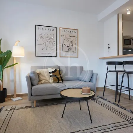 Hermoso Junto A La Sagrada Familia Appartement