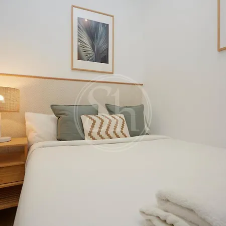 Hermoso Junto A La Sagrada Familia Appartement