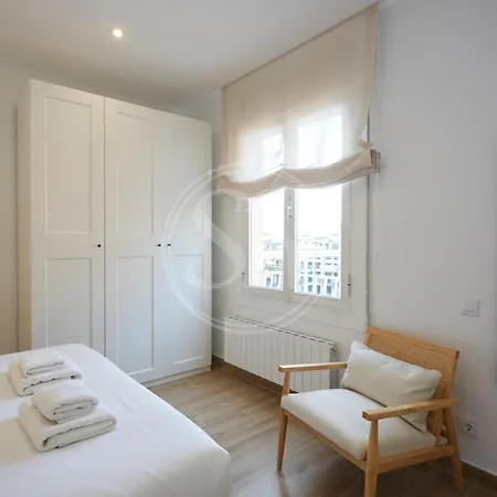 Hermoso Junto A La Sagrada Familia Apartment *