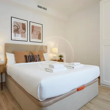 Apartment Hermoso Junto A La Sagrada Familia *