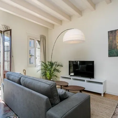 Lägenhet Luxurious With Awesome Rooftop *