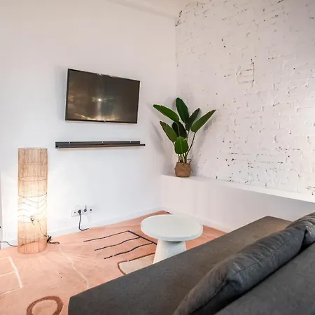 Apartment 44poc1062 - Newly Decorated In Poble Sec Barcelona