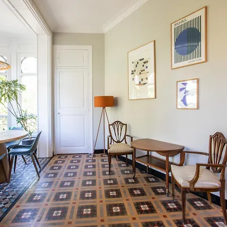 22dia1087- New 2br Flat In The Center! Apartment *