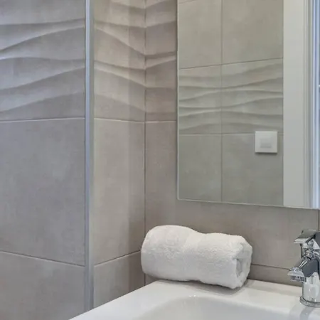 Live Like A Local In Eixample Apartment *