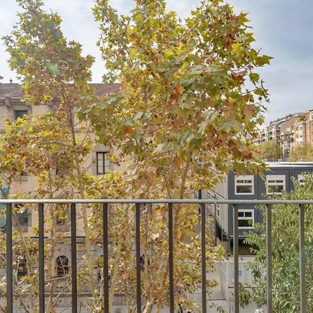 Live Like A Local In Eixample * Barcelona
