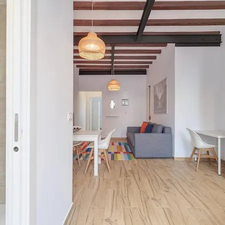 Live Like A Local In Eixample Apartment Barcelona