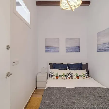Live Like A Local In Eixample Apartment Barcelona