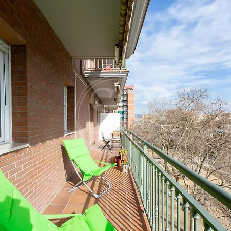 Apartment 3 Con Balcon *