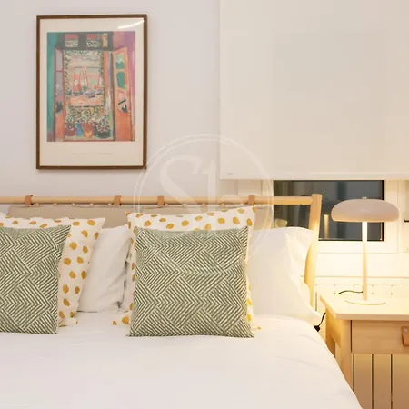 Apartment Familiar Junto A Hospital Clinic Barcelona