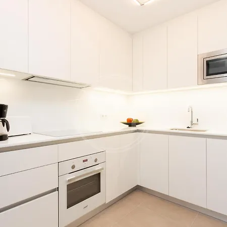 Apartment Familiar Junto A Hospital Clinic Barcelona