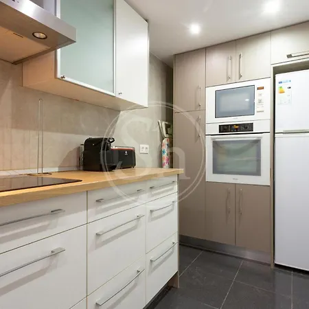 Practico Con Terraza En Eixample Apartment *