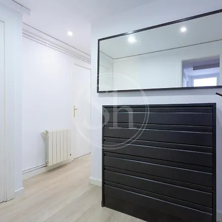 Apartment Practico Con Terraza En Eixample *