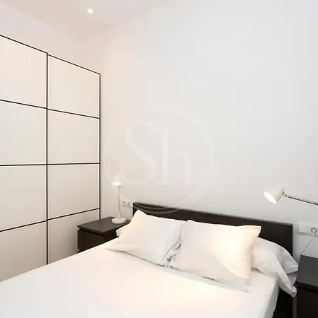 En Sagrada Familia E Apartment