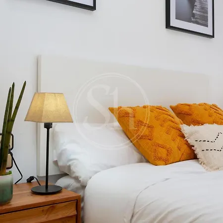 Apartment Cozy Near Sagrada Familia *