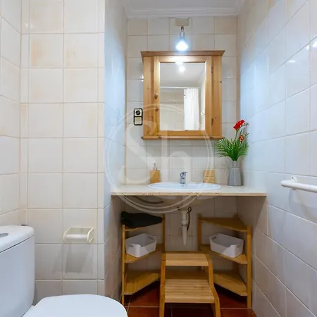 Apartment Cozy Near Sagrada Familia *