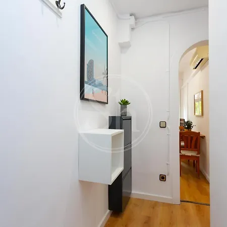 Cozy Near Sagrada Familia