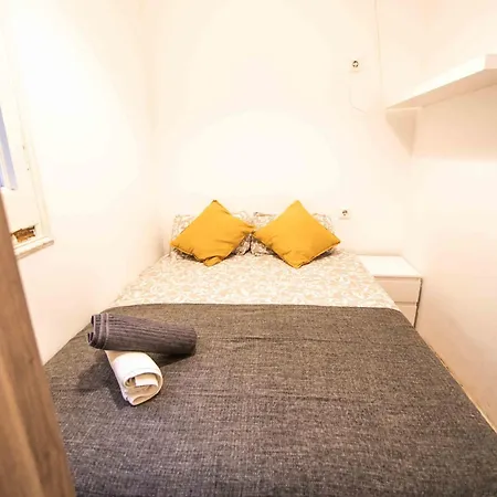 Balmes Private Ostello Barcellona