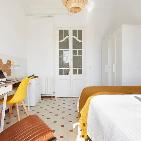 Gran Via - 1 Bed & Breakfast Barcelona
