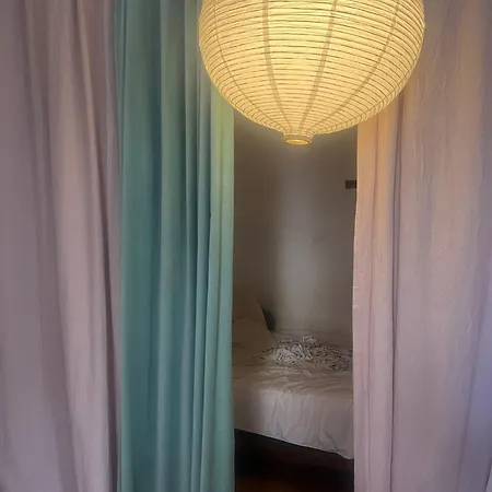 Apartment Habitacion Grande Y Luminosa En Las Ramblas Barcelona