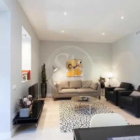 Apartment Modern Eixample Barcelona