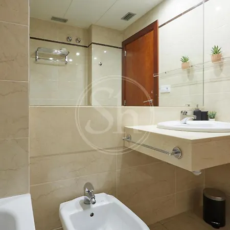 Bonito Apartamento Con Terraza * Barcelona