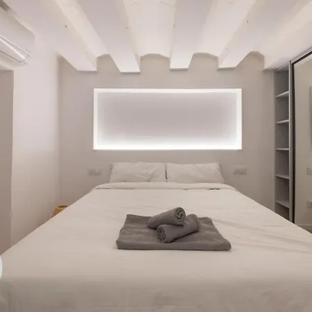 Apartment Central Lux With Private Bath