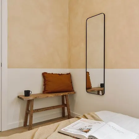 Pontone - 2 Bedrooms And Balcony In Eixample Dreta Apartment Barcelona