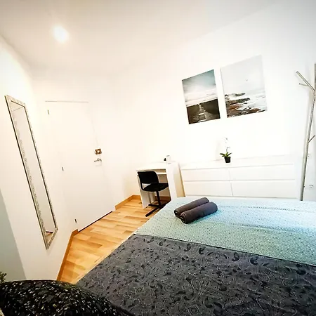 Albergue Private By La Rambla Barcelona