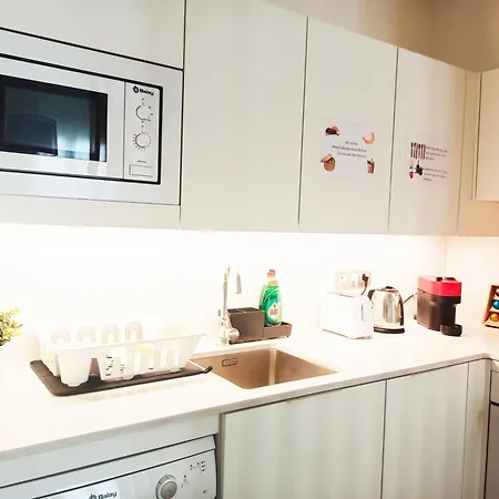 Hostel Private By Plaza Universidad Barcelona