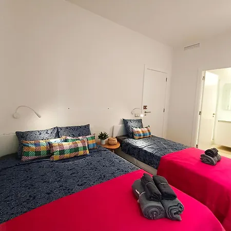 Private By Plaza Universidad Hostel Barcelona