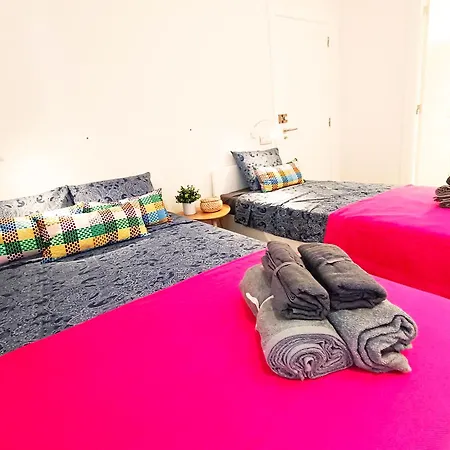 Private By Plaza Universidad Hostel Barcelona