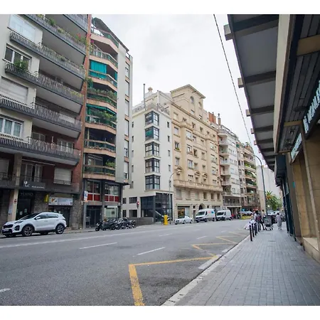 Balmes - Atico Con Terraza En Sant Gervasi Apartment *