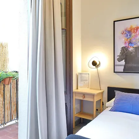Classic Catalan Family With Balcony By Maison Pinata *