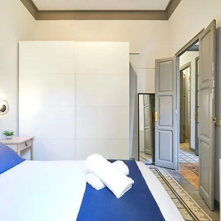 Classic Catalan Family With Balcony By Maison Pinata * Barcelona