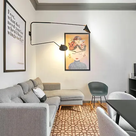 Classic Catalan Family With Balcony By Maison Pinata * Barcelona