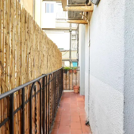 Classic Catalan Family With Balcony By Maison Pinata Apartment