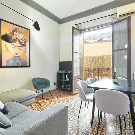 Classic Catalan Family With Balcony By Maison Pinata Apartment