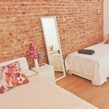 By Universitat Private Hostel