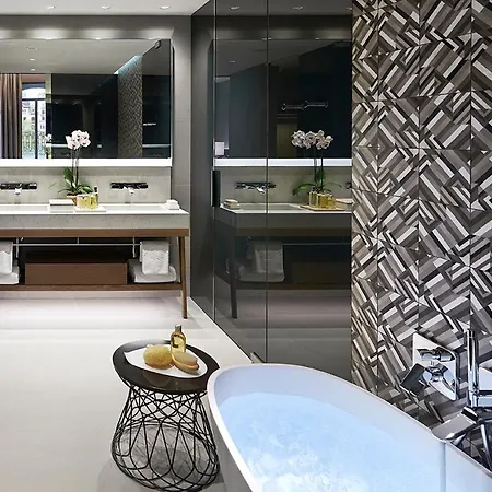 Отель Mandarin Oriental, 5*