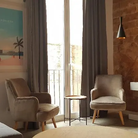 Sant Antoni 4 - Downtown Barcelona. Modern Apartment *